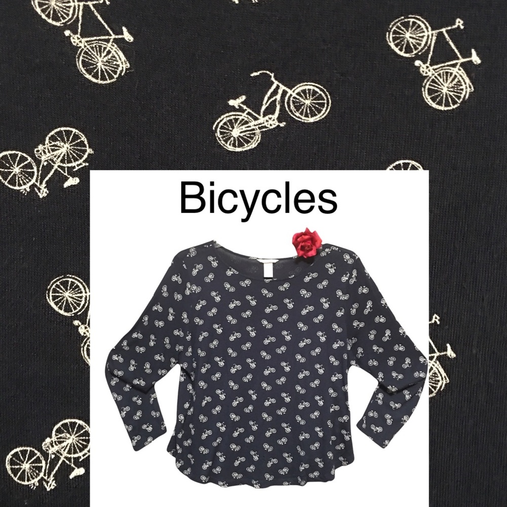 H&M AOP Bicycle print top long sleeve black & white Scoop neck popover t…
